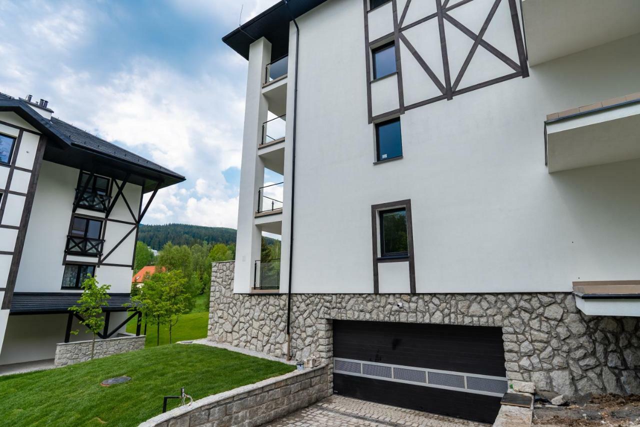 Apartamenty Amira W Kompleksie Apartamenty Piano Świeradów-Zdrój Екстериор снимка